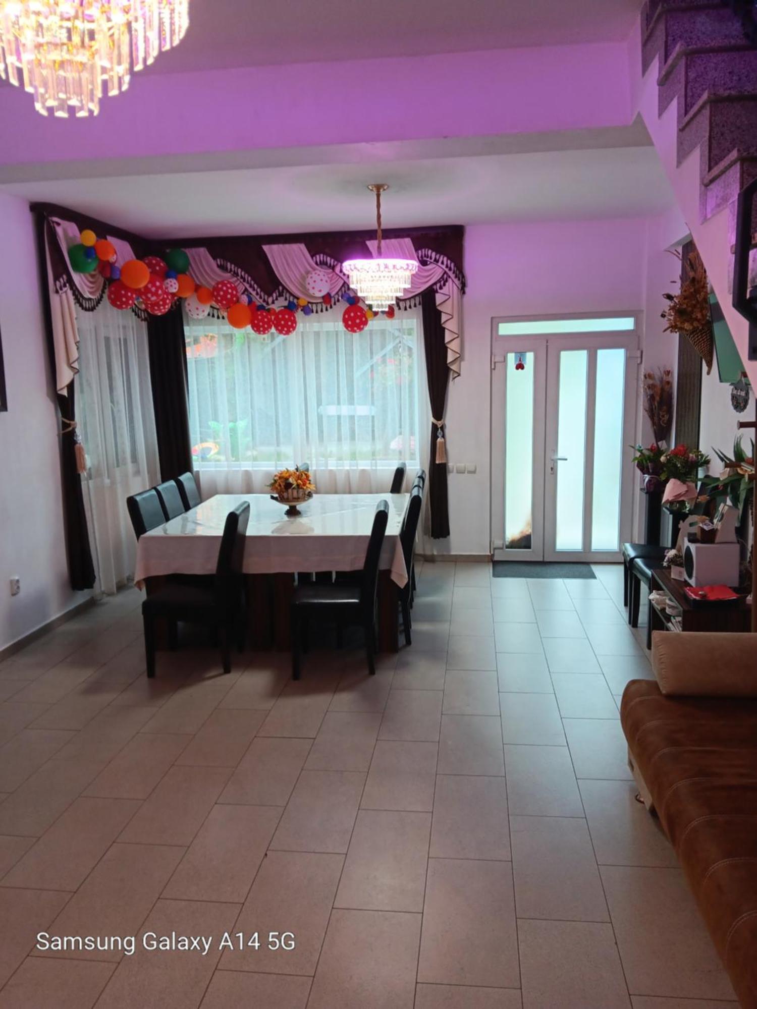 Casa Cu Semineu Moieciu Villa โมเอเชอ เด จอส ภายนอก รูปภาพ